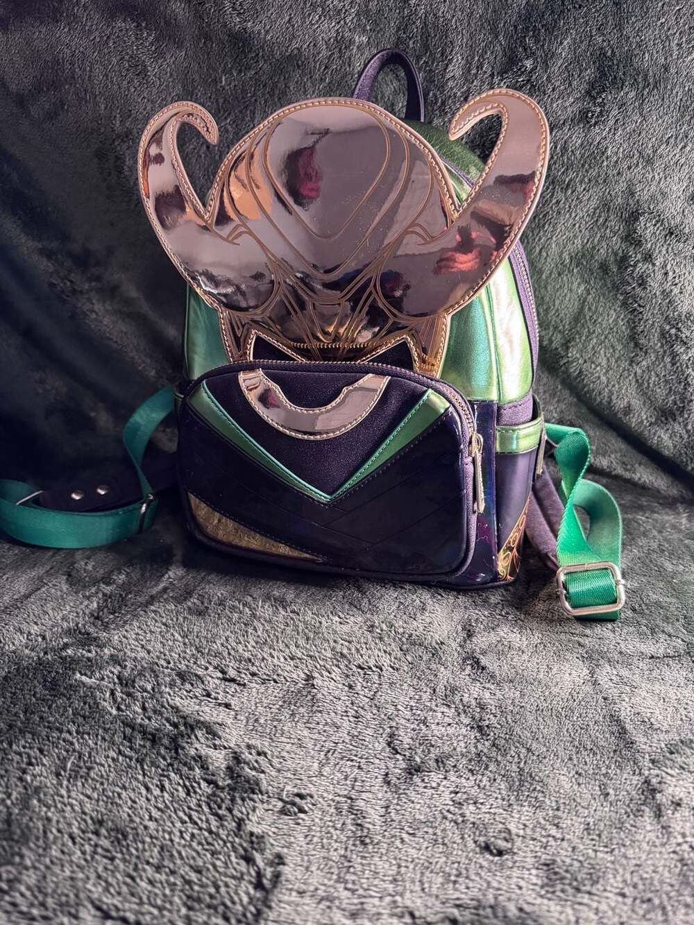 Loungefly Marvel The Infinity Saga Loki Helmet Mini Backpack